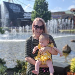 Meet your Posher, Alexandra